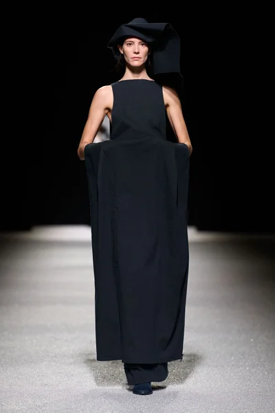 Look 2